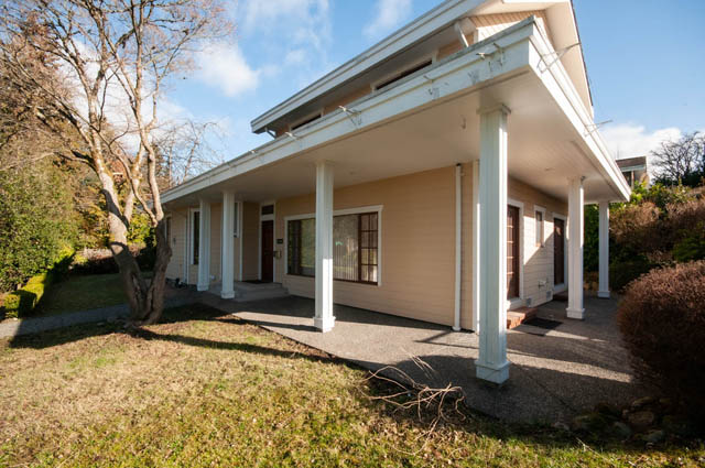 1280 braeside st west vancouver sentinel hill