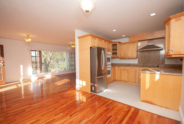 1280 braeside st west vancouver sentinel hill