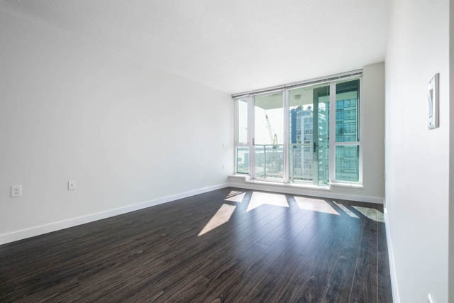 704 188 east esplanade north vancouver lower lonsdale