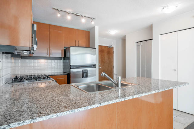 704 188 east esplanade north vancouver lower lonsdale