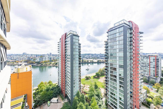 coopers lookout rentals vancouver downtown