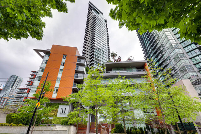 1207 - 1372 Seymour St - Condo - Downtown - Photo 2 of 44