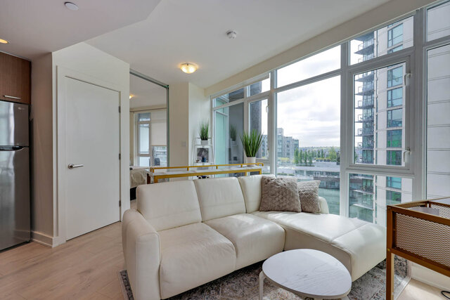 1207 - 1372 Seymour St - Condo - Downtown - Photo 8 of 44