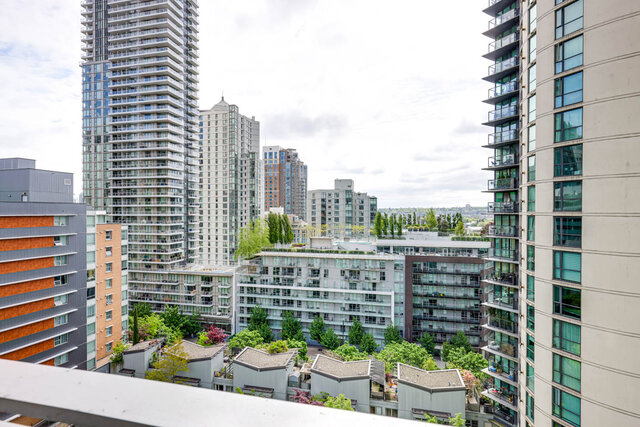 1207 - 1372 Seymour St - Condo - Downtown - Photo 17 of 44