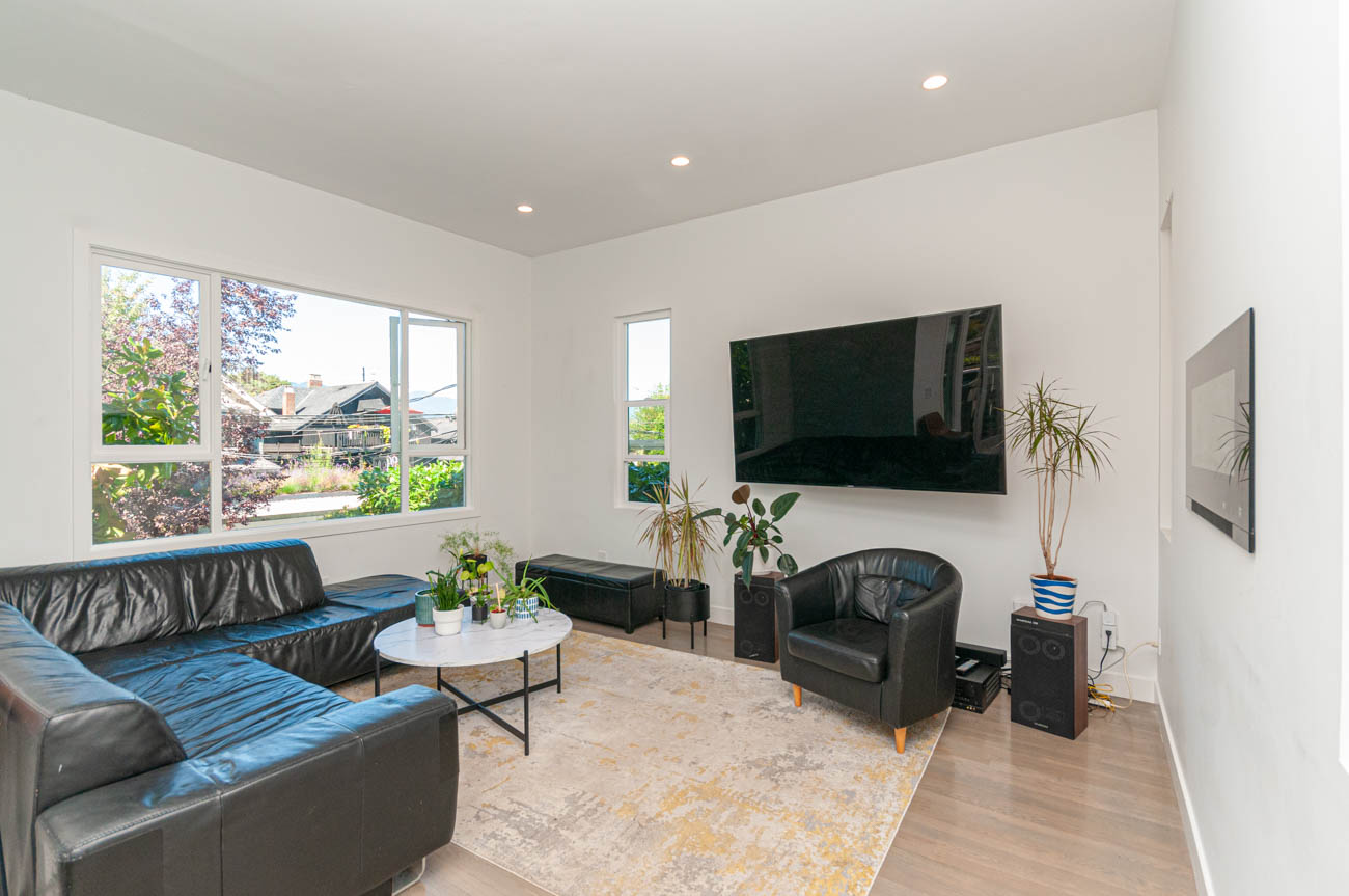 3241 west 2nd vancouver west side kitsilano