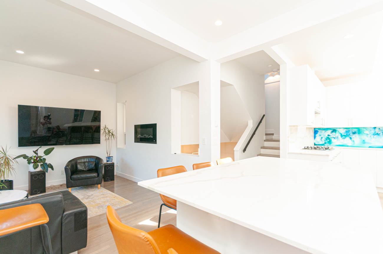 3241 west 2nd vancouver west side kitsilano