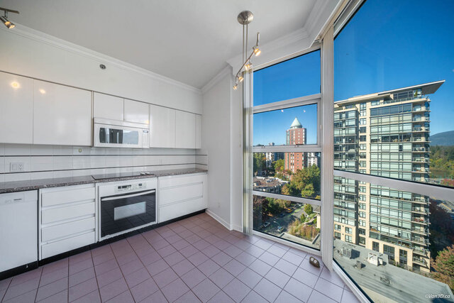 1101 - 1788 West Georgia - Condo - Coal Harbour - Photo 6 of 24