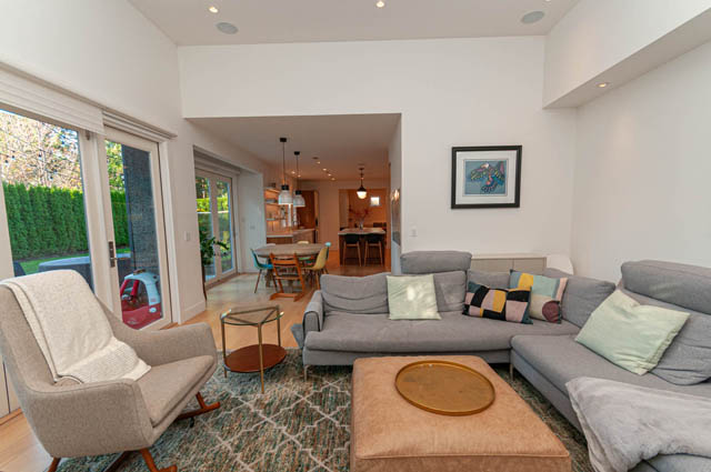 2767 crescentview dr north vancouver edgemont
