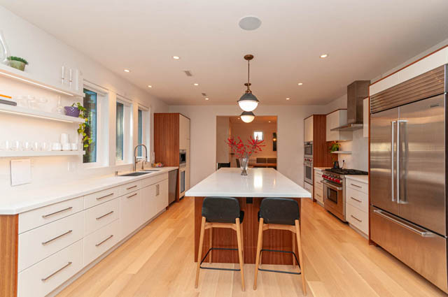 2767 crescentview dr north vancouver edgemont