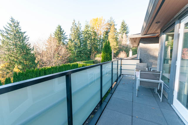 2767 crescentview dr north vancouver edgemont