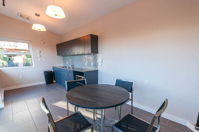 405 1182 west 16th st north vancouver norgate