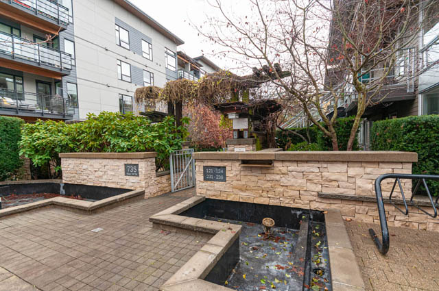 208 735 w 15th st north vancouver hamilton
