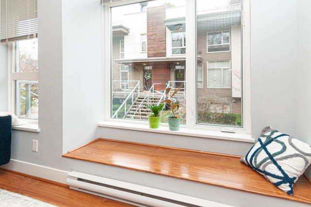 208 735 w 15th st north vancouver hamilton