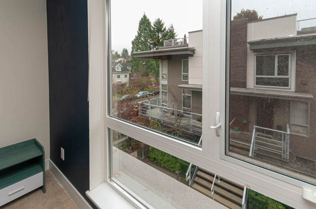 208 735 w 15th st north vancouver hamilton