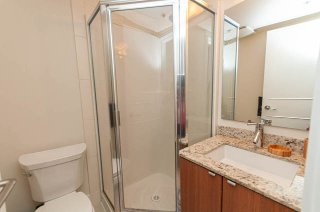 208 735 w 15th st north vancouver hamilton