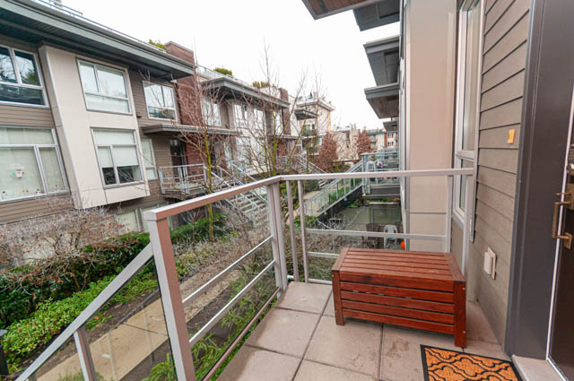 208 735 w 15th st north vancouver hamilton