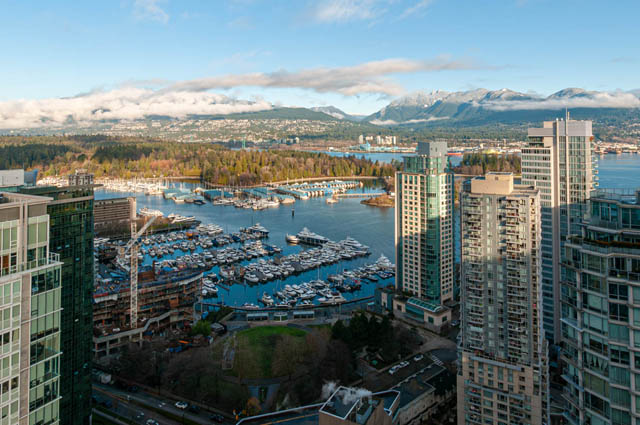 Furnished 3-bedroom + den with stunning city and marina views. - 3102 - 1211 Melville Street, Vancouver Downtown