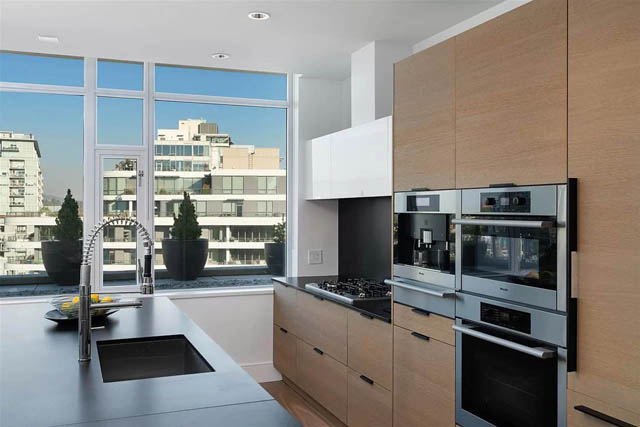 1001 1633 ontario st vancouver west side olympic village