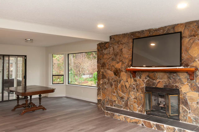 2275 lloyd ave north vancouver pemberton heights