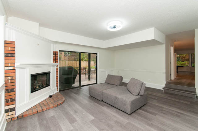 2275 lloyd ave north vancouver pemberton heights