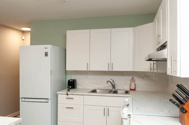 2275 lloyd ave north vancouver pemberton heights