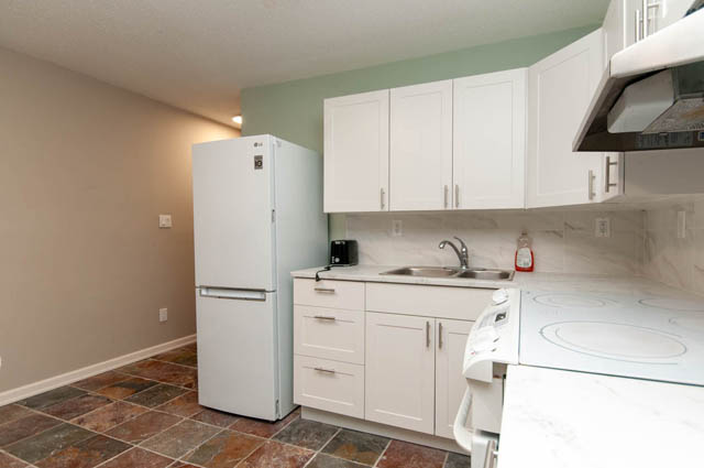 2275 lloyd ave north vancouver pemberton heights