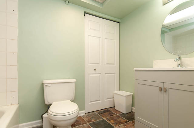2275 lloyd ave north vancouver pemberton heights