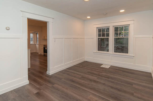 upper 1250 west 16th north vancouver norgate
