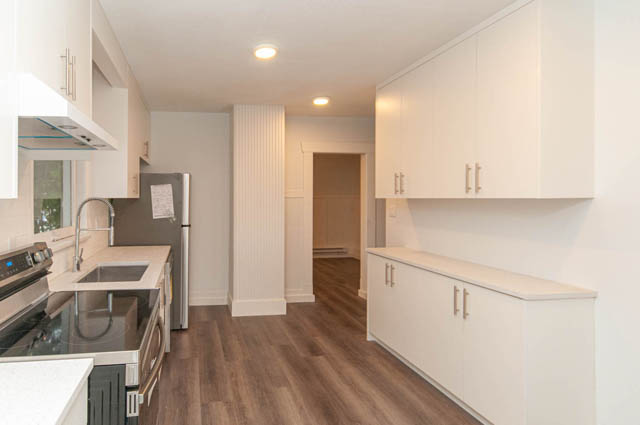  upper 1250 west 16th north vancouver norgate