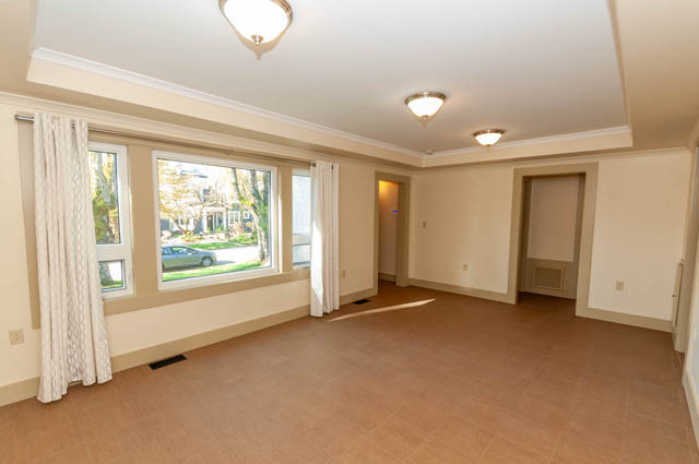 4371 w 14th ave vancouver west side point grey