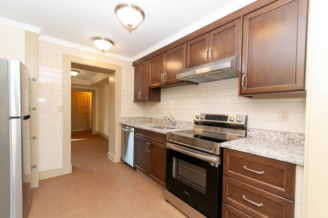 4371 w 14th ave vancouver west side point grey