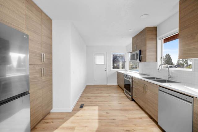 2366 nelson ave west vancouver dundarave