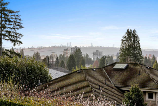 2366 nelson ave west vancouver dundarave