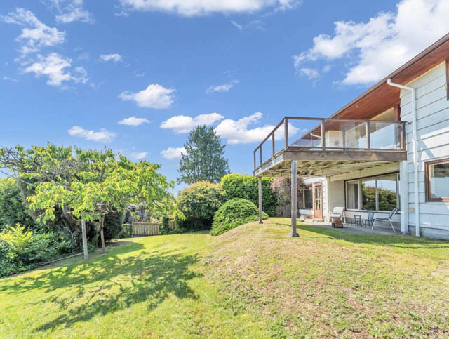 2366 nelson ave west vancouver dundarave