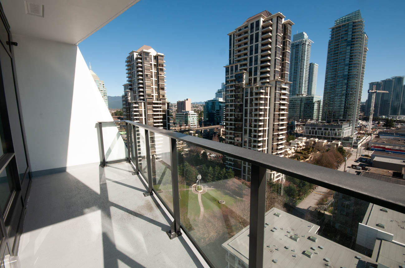 Burnaby 1 bedroom condo in Brentwood