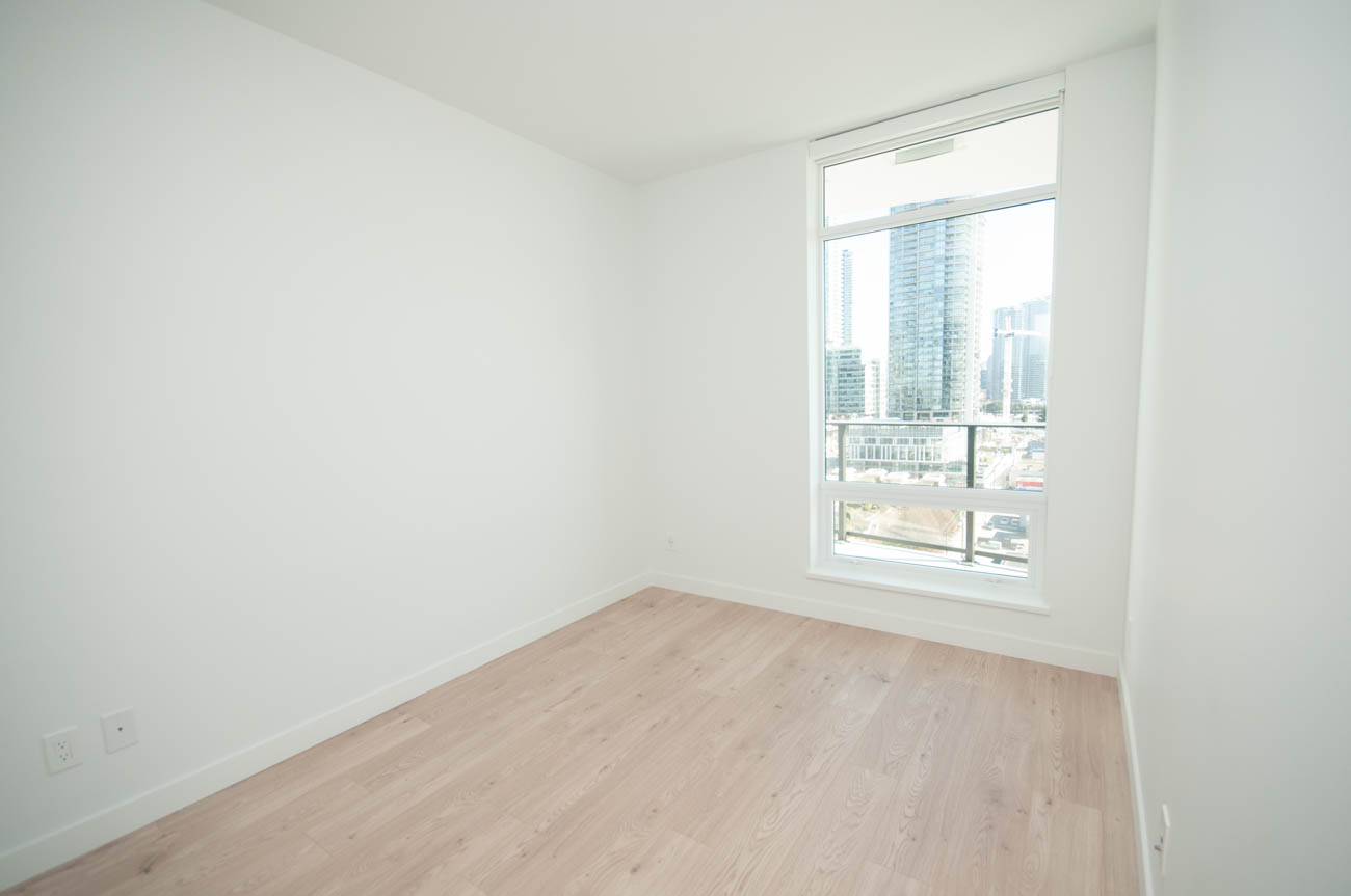 Burnaby 1 bedroom condo in Brentwood