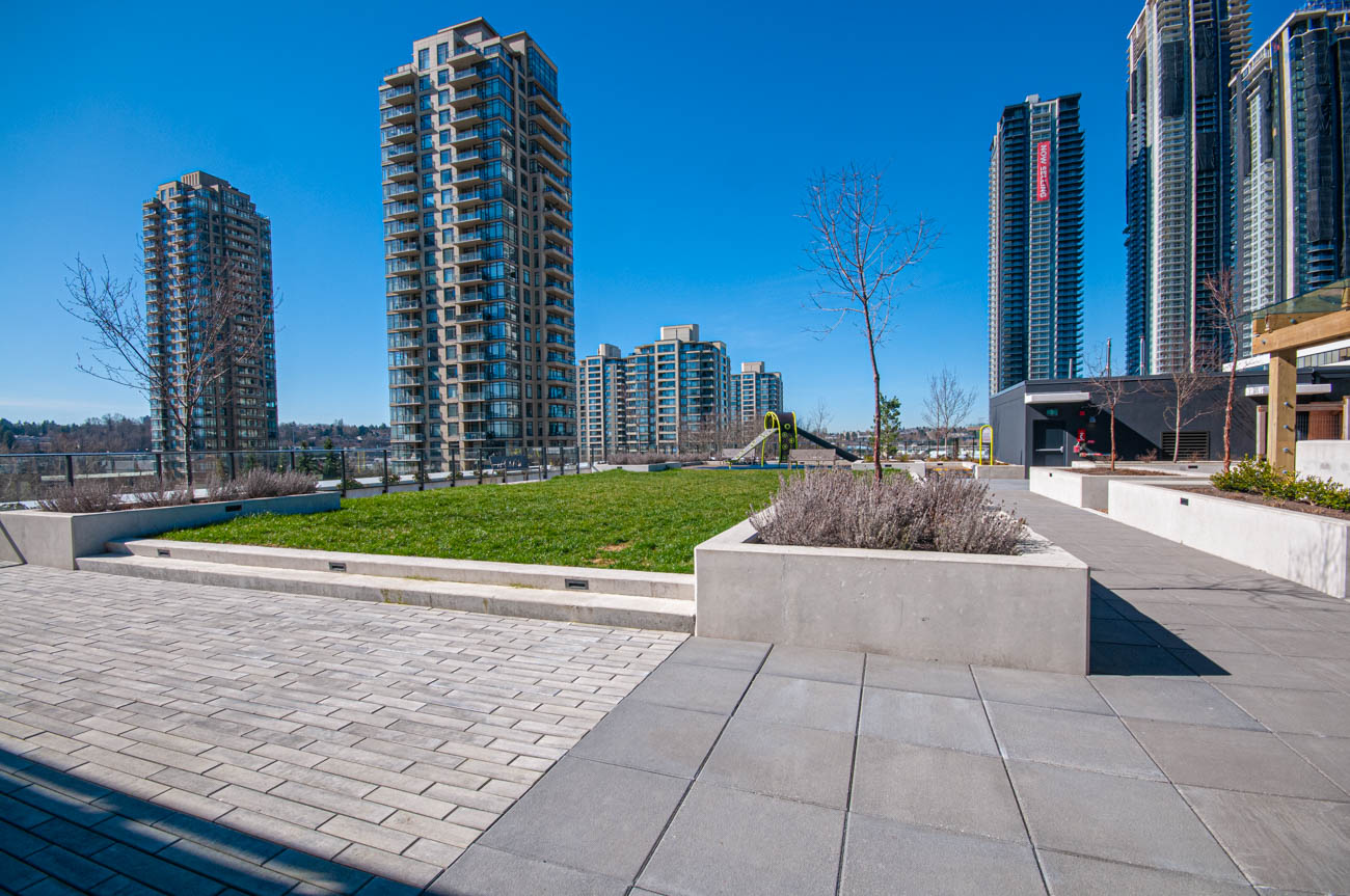 Burnaby 1 bedroom condo in Brentwood