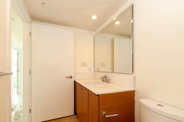 507 522 west 8th ave vancouver west side fairview