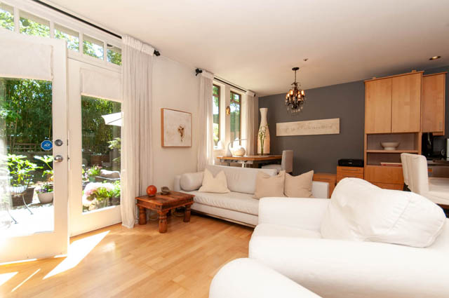 1375 laburnum st vancouver west side kits point