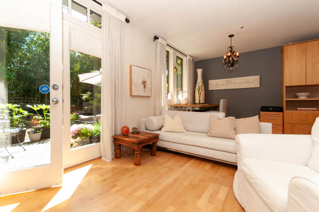 1375 laburnum st vancouver west side kits point