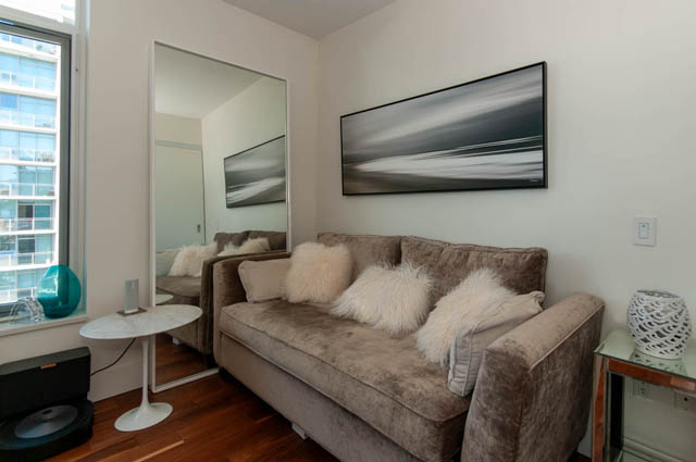 1405 111 east 13th street north vancouver lonsdale