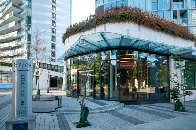 Spacious penthouse with modern glass entrance and green rooftop, perfect for city living. - 2818  - 89 Nelson Street, Vancouver Downtown