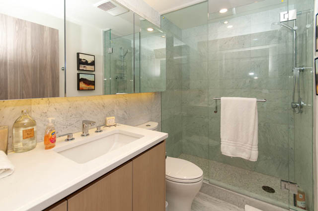 Spacious bathroom with marble countertops and a walk-in shower. - 2818  - 89 Nelson Street, Vancouver Downtown