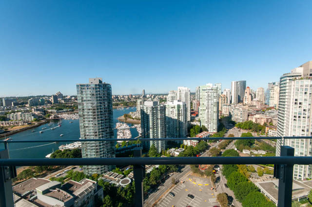 Spacious penthouse with stunning city view and modern furnishings. - 2818  - 89 Nelson Street, Vancouver Downtown