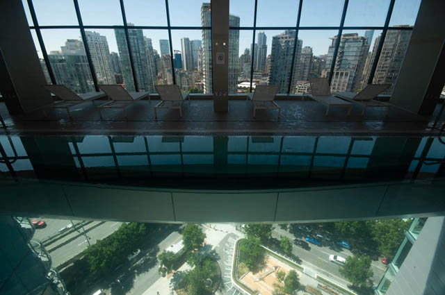 Luxurious penthouse with stunning city view and spacious lounge area. - 2818  - 89 Nelson Street, Vancouver Downtown