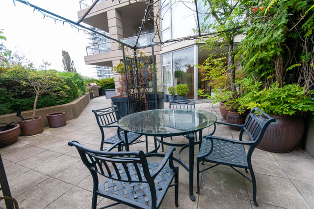 308 160 e 13th st north vancouver lonsdale