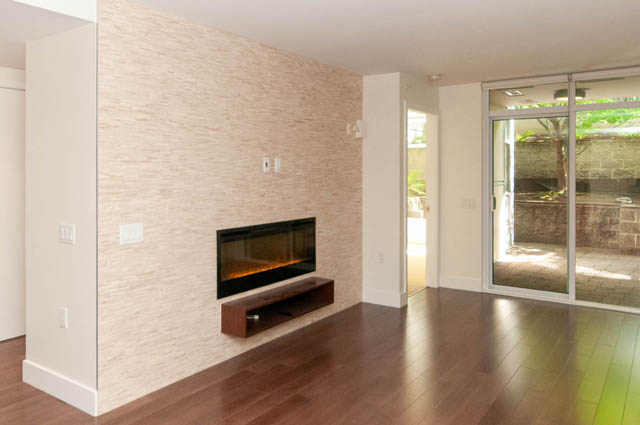 105 210 west 13th street north vancouver lonsdale