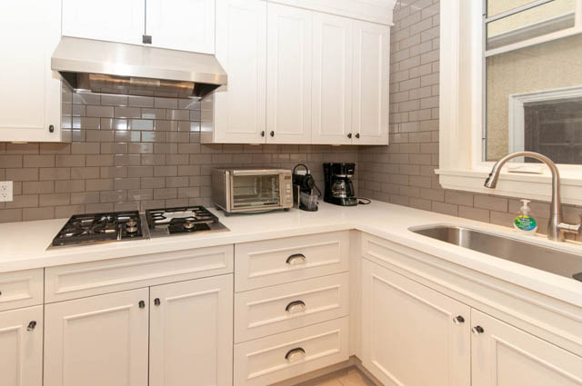 w i t h h o l d vancouver west side oakridge