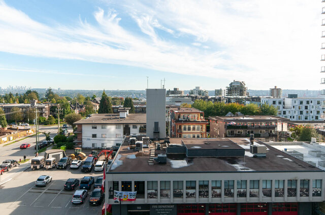 Property listing photo. - 607-160 E 13th Street, North Vancouver