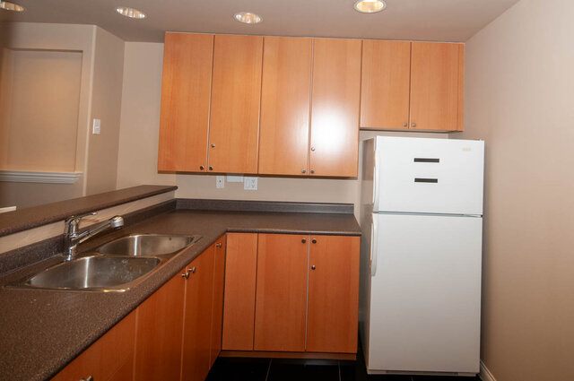 Property listing photo. - 607-160 E 13th Street, North Vancouver